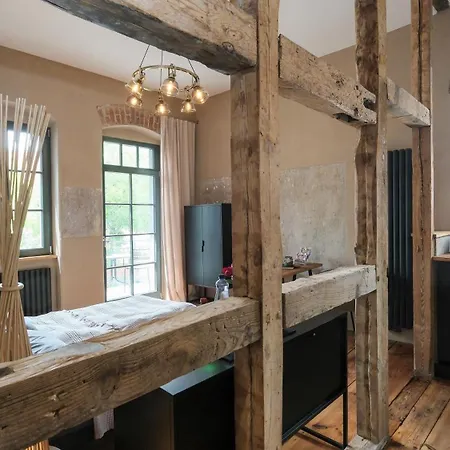 Altstadt In Mit Balkon Und Kunstgarten * Torgau